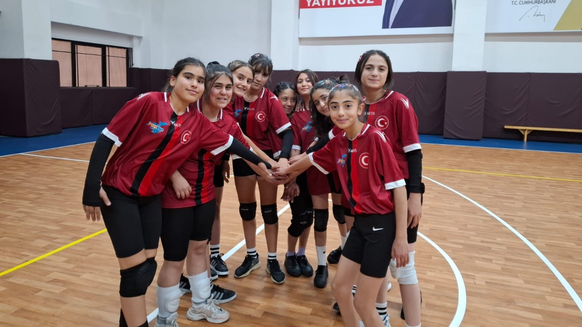 Voleybol Turnuvasında Grup Birinciliği